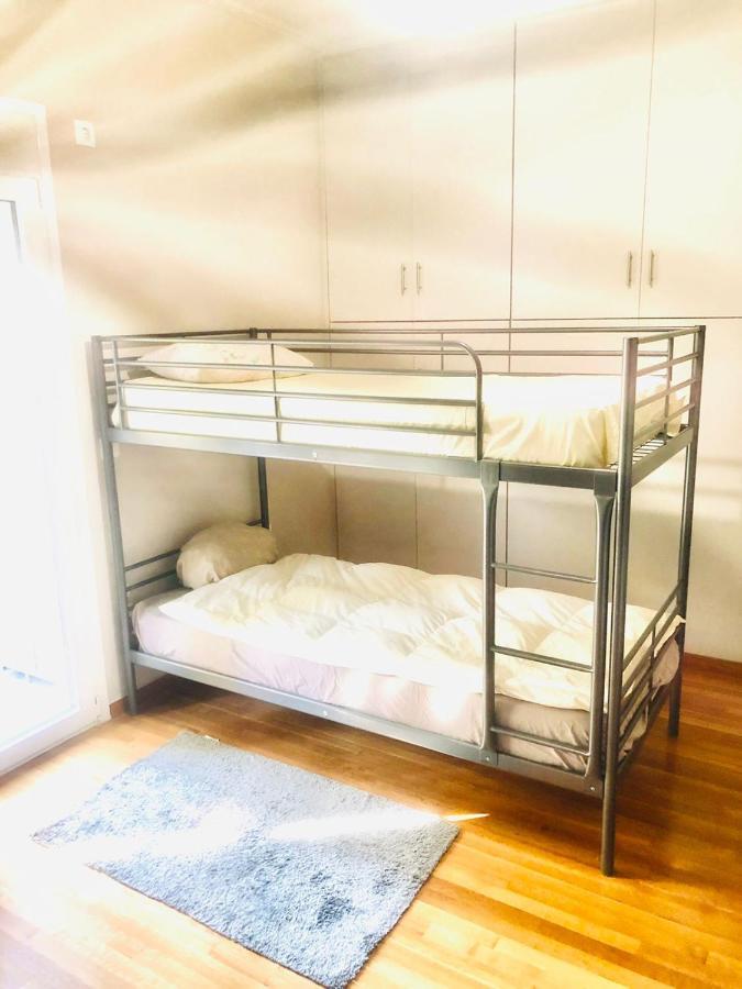Economy Shared Apartment D In Central Афіни Екстер'єр фото